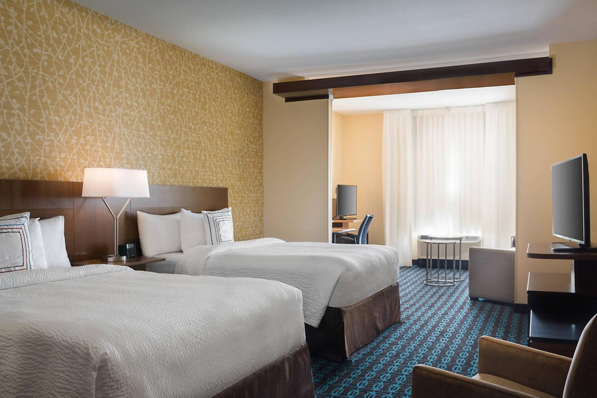 Fairfield Inn & Suites By Marriott Dallas West/I-30 Exterior photo